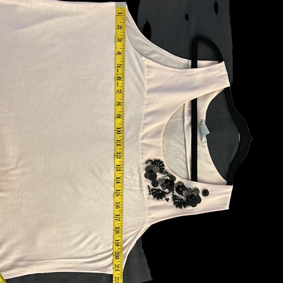 H&M blouse - Picture 8 of 9